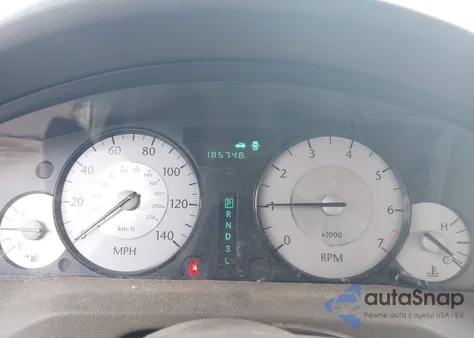 2010 Chrysler 300 Touring z USA, uszkodzony, nr VIN 2C3CA4CD3AH216281